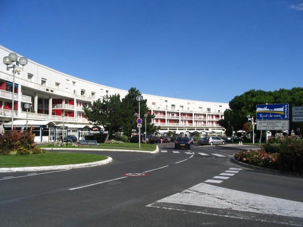 Royan - Appartement Vue Mer - Proximite Plage Et Parking Privatif Buitenkant foto